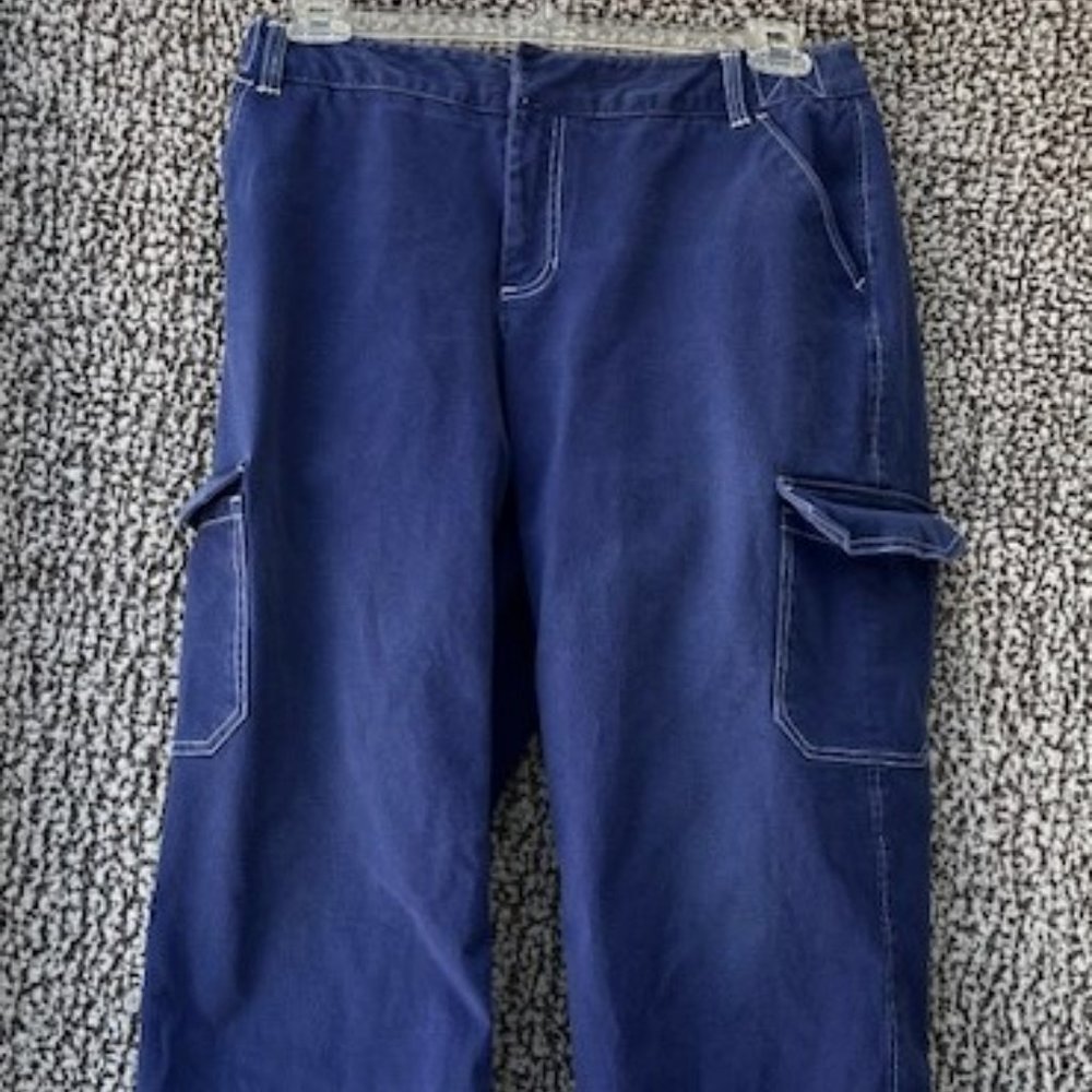 LIZ CLAIBORNE Sloane Blue Capri Pants
